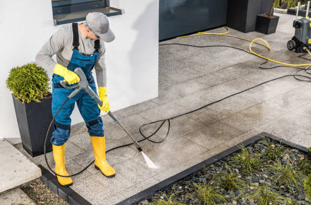 Best Sidewalk Pressure Washing  in Bradford, TN